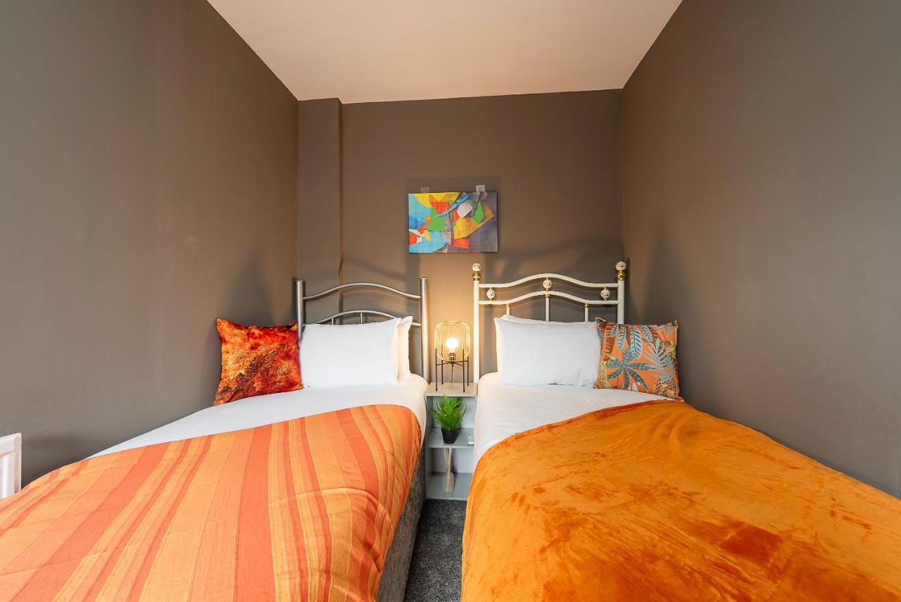 Art-Filled Bohemian 1 Bedroom Apt 2 Beds Colourful Praise Inn Apartment Kingston upon Hull Zewnętrze zdjęcie