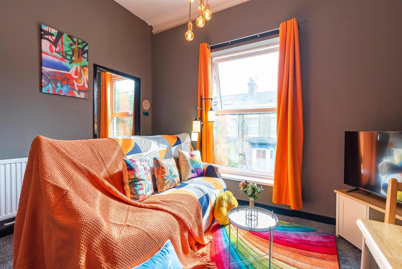 Art-Filled Bohemian 1 Bedroom Apt 2 Beds Colourful Praise Inn Apartment Kingston upon Hull Zewnętrze zdjęcie